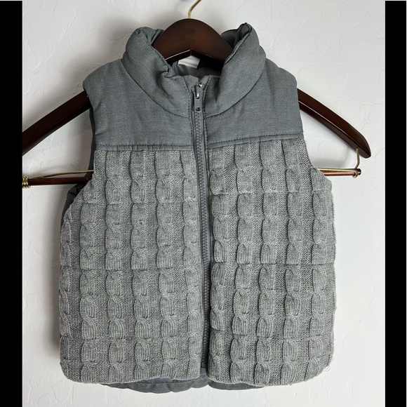H&M Vest Size 12-18M sweater puff look - Picture 1 of 4